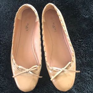 ALAIA PATENT BALLET FLATS